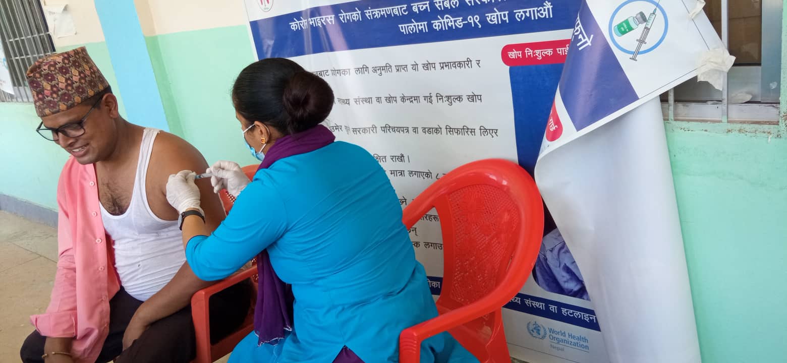 बैतडीमा कोरोना विरुद्ध ‘बुस्टर डोज’लगाउनेको संख्या कम